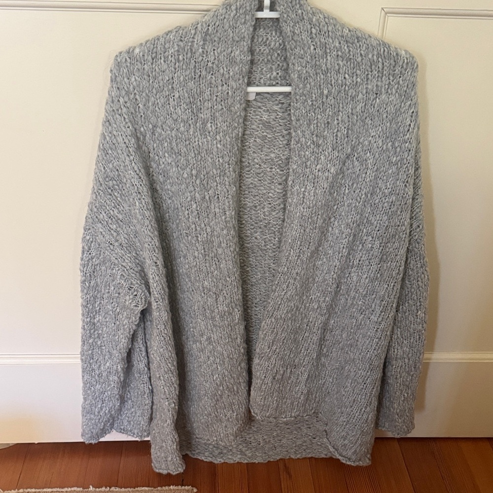 Aritzia Heather Gray Women's Cardigan